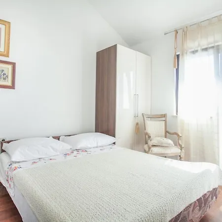 Apartamento Homes Sevid